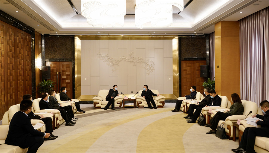 省PT视讯集团党委书记、董事长任丁率队赴南充调研