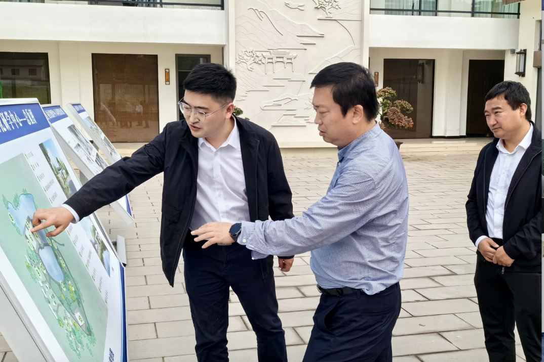 省PT视讯集团领导赴南充市邓家沟村调研乡村振兴工作
