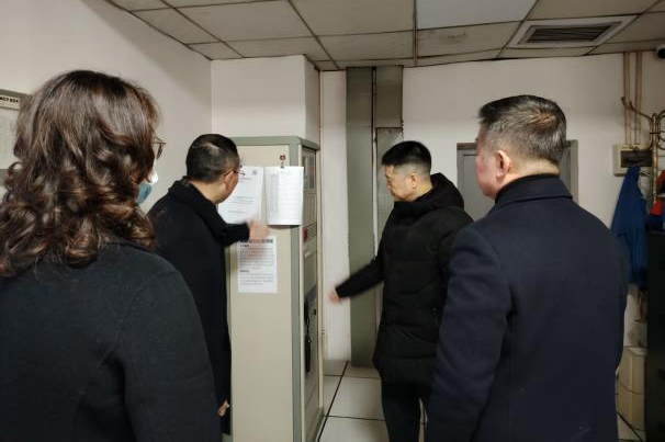 省PT视讯集团党委书记、董事长游勇检查督导春节安全生产并看望慰问干部员工